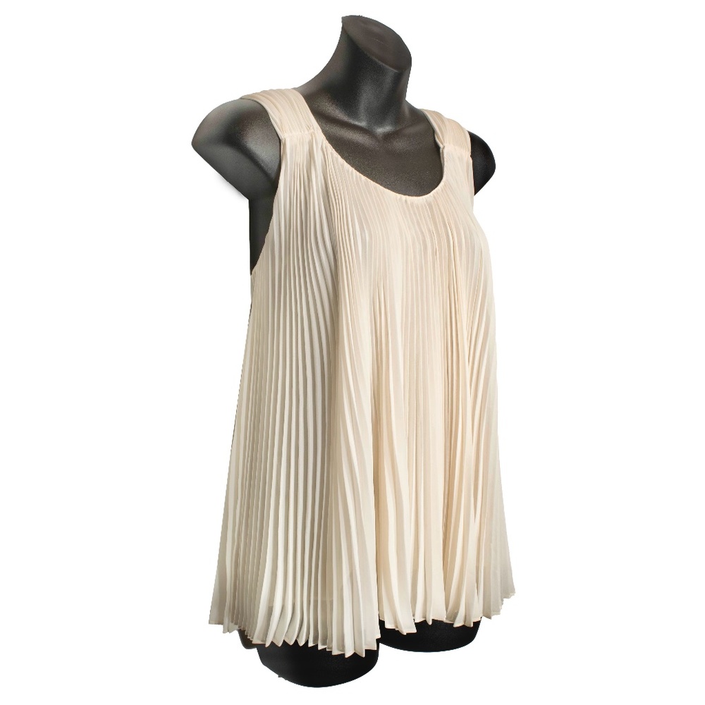 NWT Club Monaco Aria Pleated Sleeveless Top